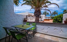 The Great Palm Apartment